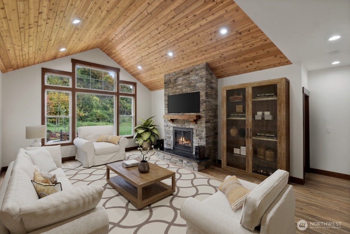 1851 Bloomhardt Road Raymond WA 98577