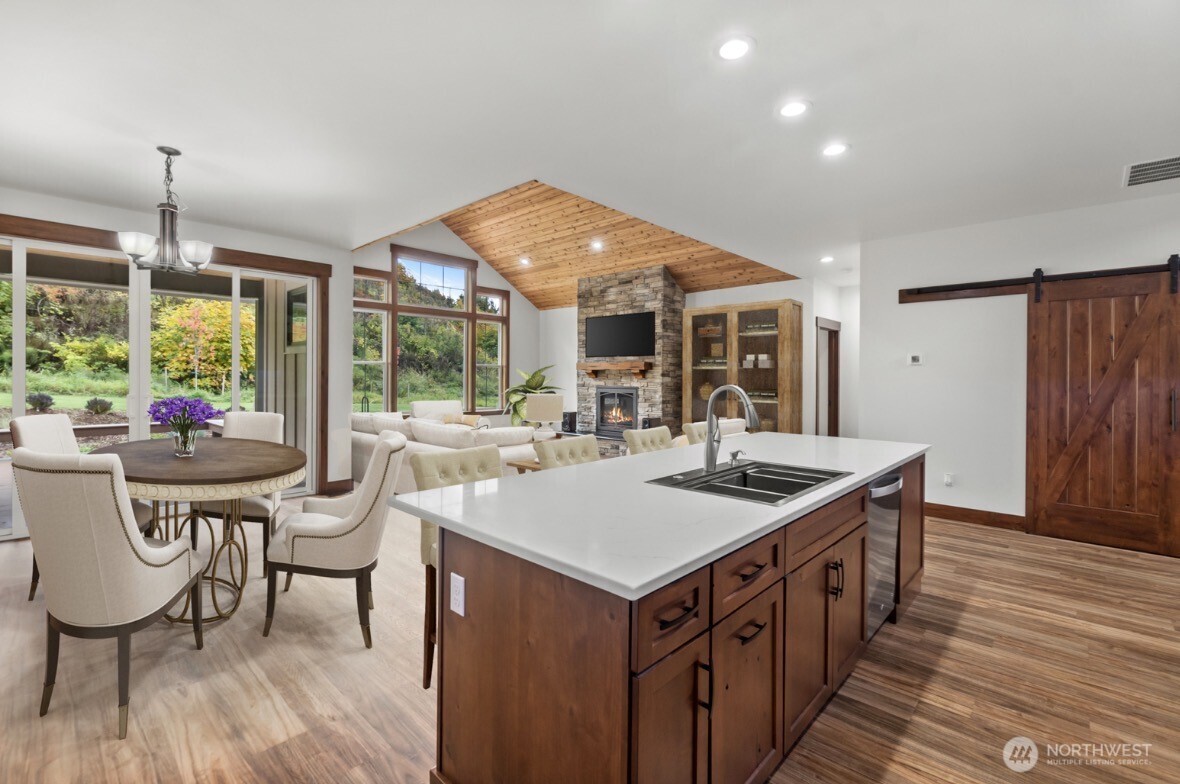 1851 Bloomhardt Road Raymond WA 98577