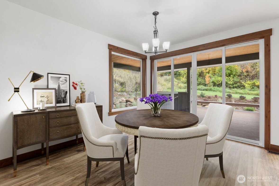 1851 Bloomhardt Road Raymond WA 98577