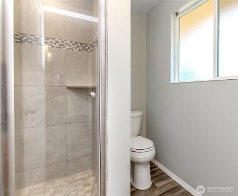 32206 27th Avenue SW Federal Way WA 98023