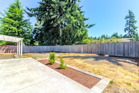 32206 27th Avenue SW Federal Way WA 98023