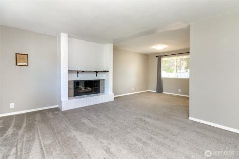 32206 27th Avenue SW Federal Way WA 98023