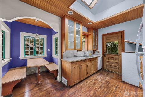 801 Newton Street Seattle WA 98109
