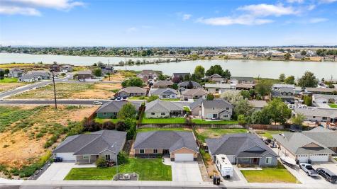 1552 S Bailey Avenue Moses Lake WA 98837