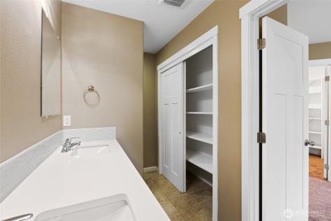 1552 S Bailey Avenue Moses Lake WA 98837