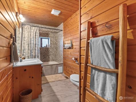 134 Livingston Bay Road Camano Island WA 98282