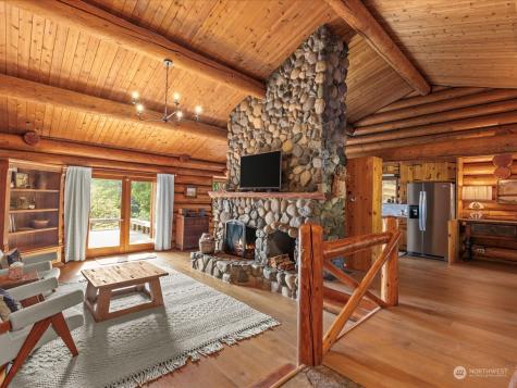 134 Livingston Bay Road Camano Island WA 98282