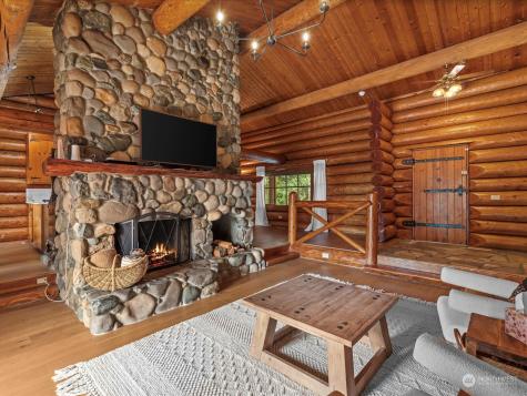 134 Livingston Bay Road Camano Island WA 98282