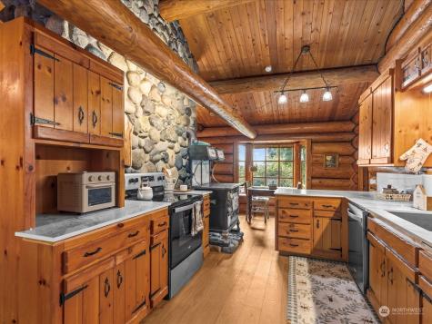 134 Livingston Bay Road Camano Island WA 98282
