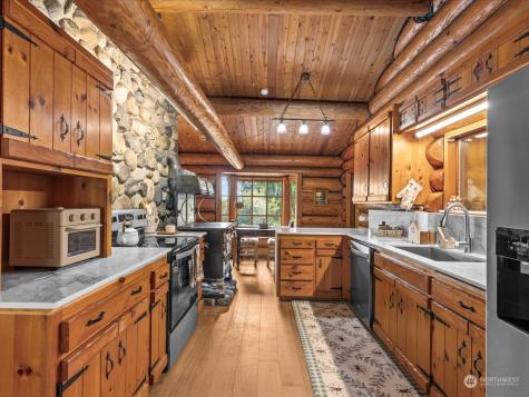 134 Livingston Bay Road Camano Island WA 98282