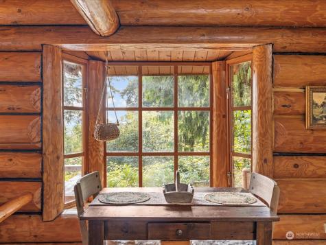 134 Livingston Bay Road Camano Island WA 98282