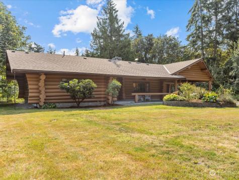 134 Livingston Bay Road Camano Island WA 98282