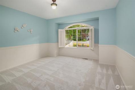 1308 233rd Avenue SE Sammamish WA 98075