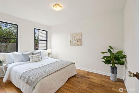 9747 Evanston Avenue N Seattle WA 98103