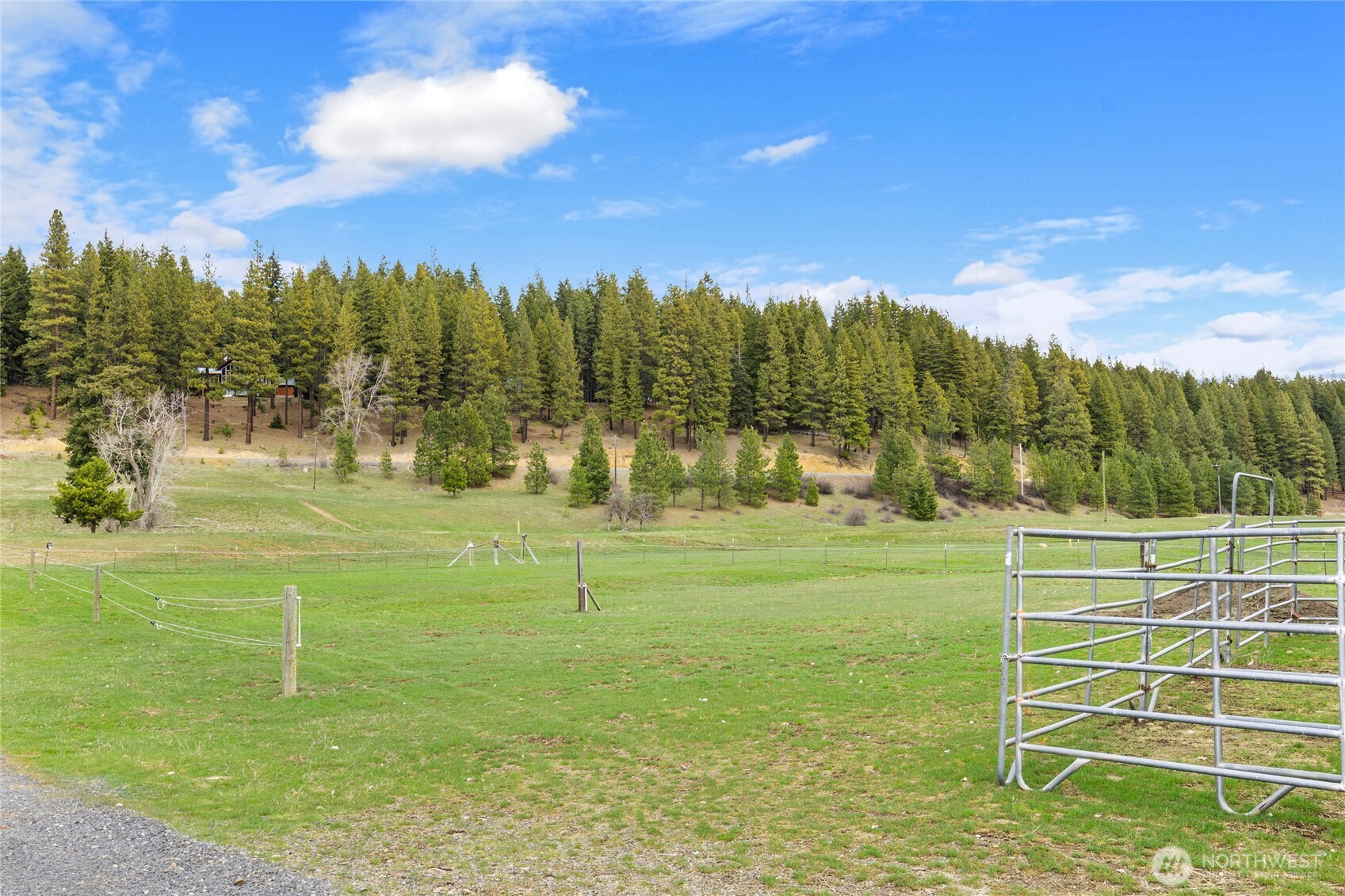 4010 Teanaway Middle Fork Road Cle Elum WA 98922