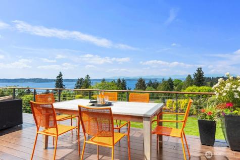 8809 42nd Avenue SW Seattle WA 98136