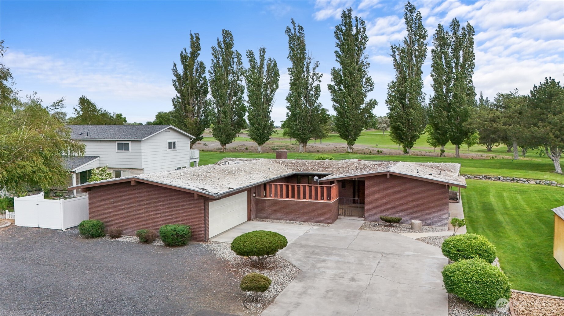 1273 Fairway Drive NE Moses Lake WA 98837