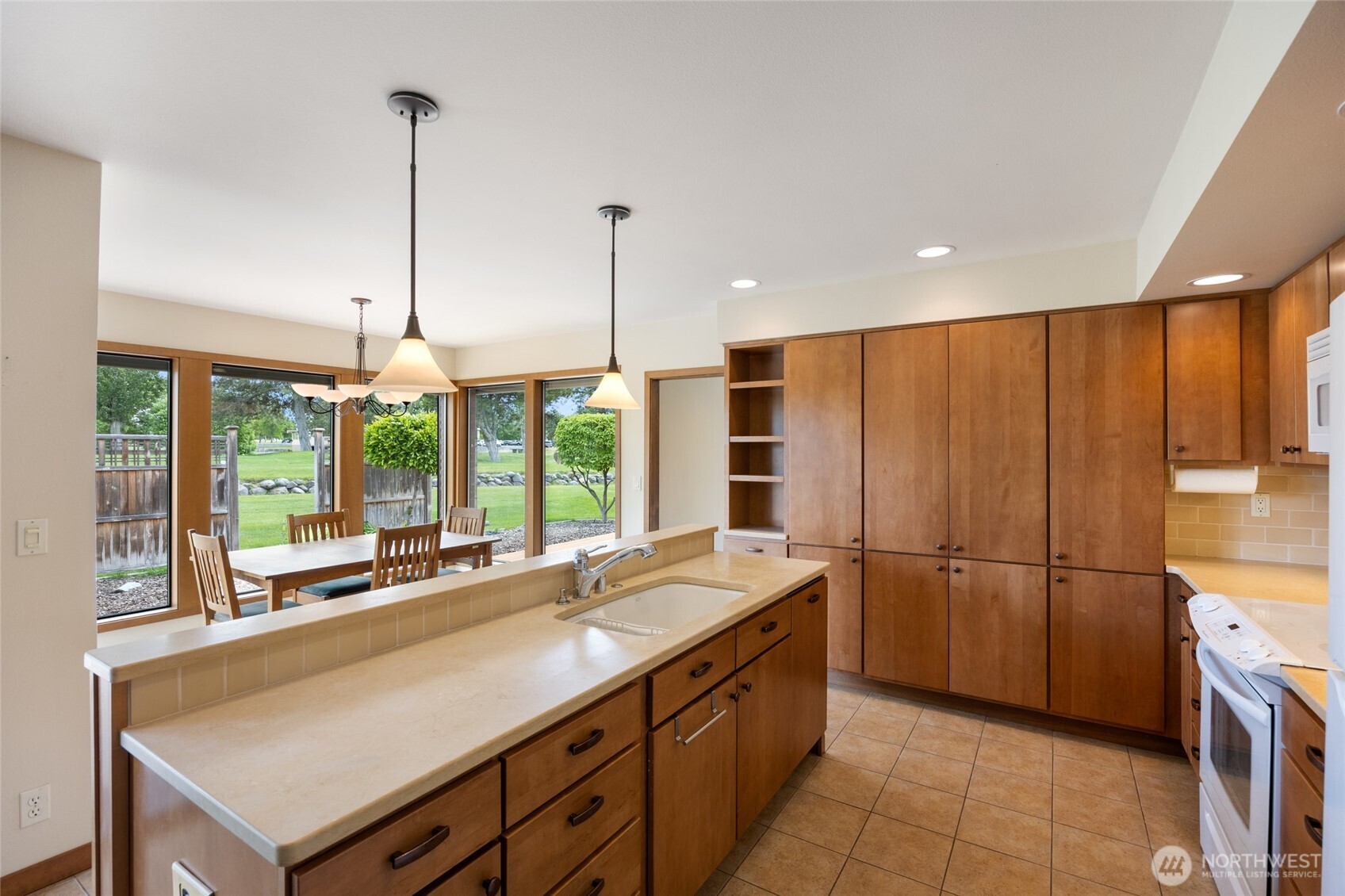 1273 Fairway Drive NE Moses Lake WA 98837