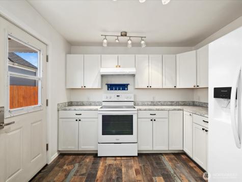 1035 Oakes Avenue Everett WA 98201