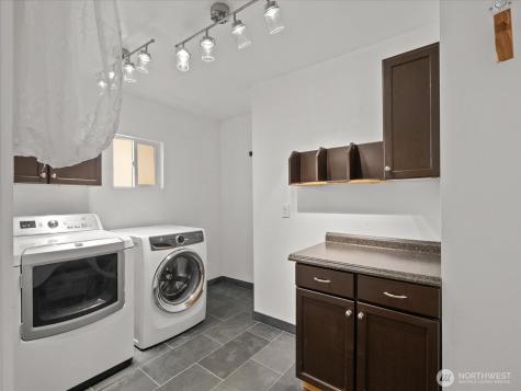 1035 Oakes Avenue Everett WA 98201