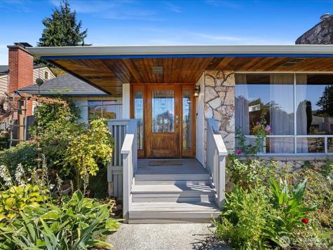 1035 Oakes Avenue Everett WA 98201