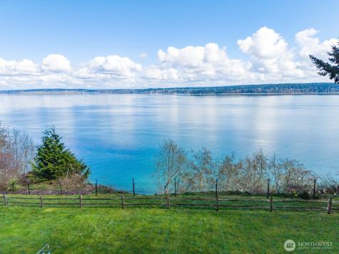 9513 Villa Beach Road Anderson Island WA 98303
