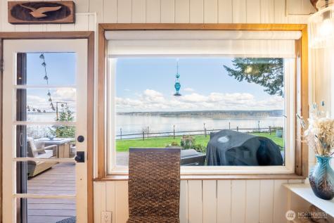9513 Villa Beach Road Anderson Island WA 98303