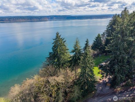 9513 Villa Beach Road Anderson Island WA 98303