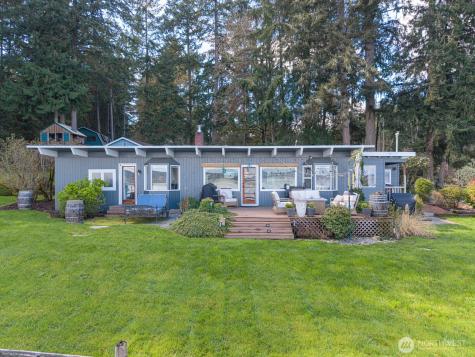 9513 Villa Beach Road Anderson Island WA 98303