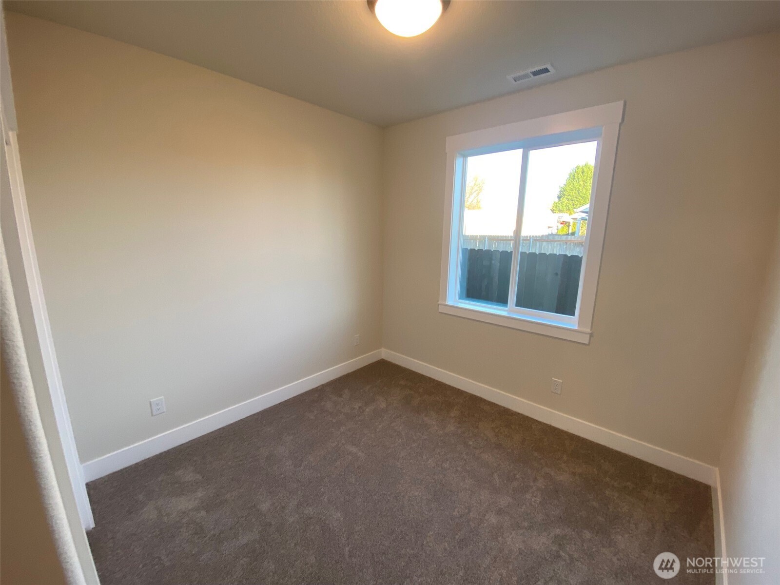 520 Rainbow Way Kelso WA 98626