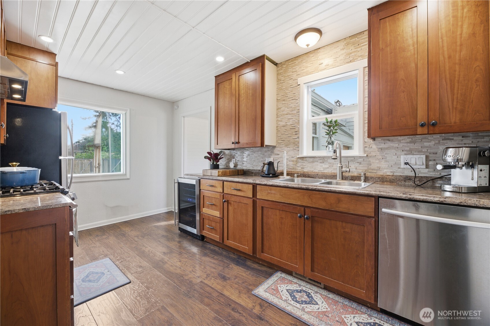 1916 Wilson Avenue Enumclaw WA 98022