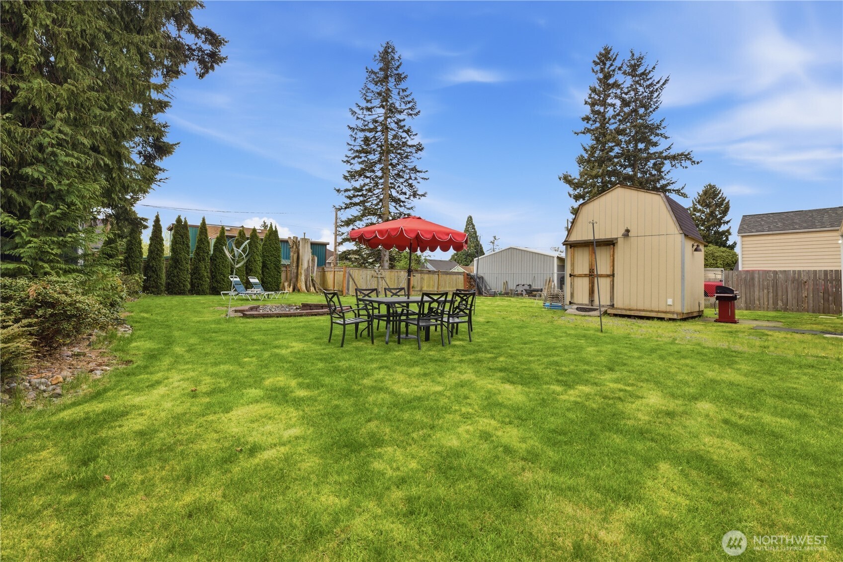 1916 Wilson Avenue Enumclaw WA 98022