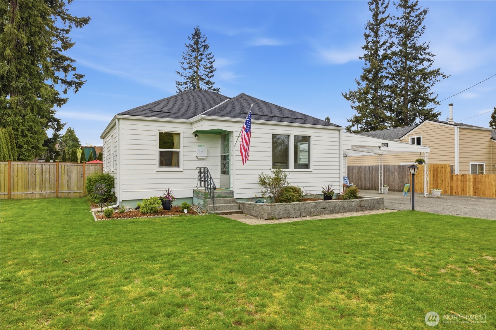 1916 Wilson Avenue Enumclaw WA 98022