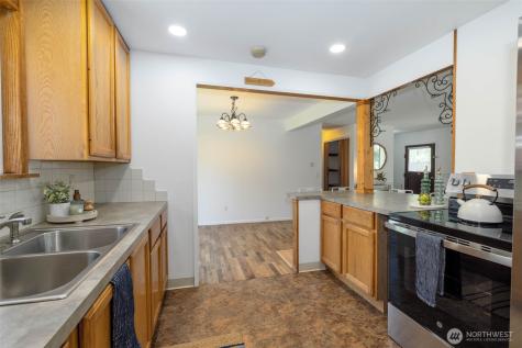 220 Grand Army Street Westport WA 98595