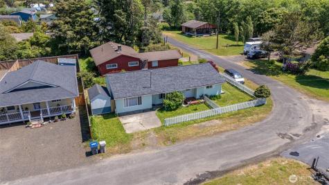 220 Grand Army Street Westport WA 98595