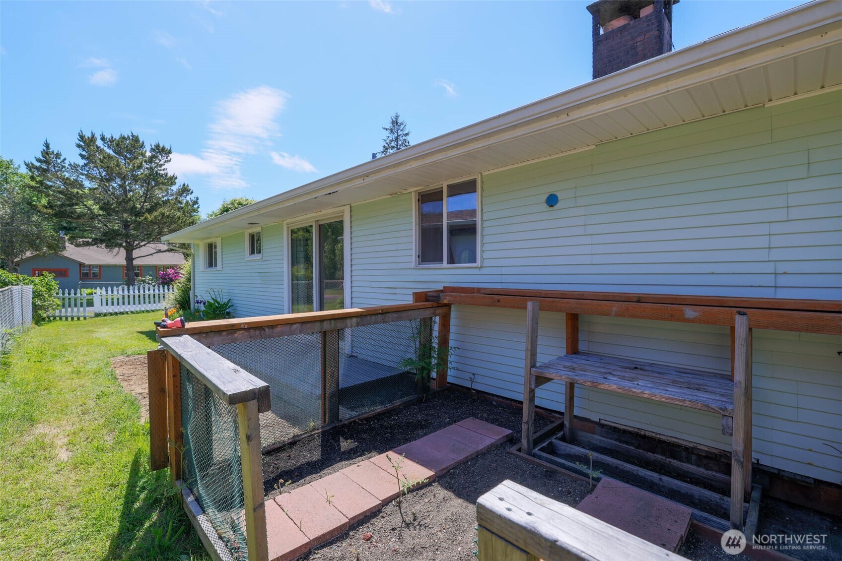 220 Grand Army Street Westport WA 98595