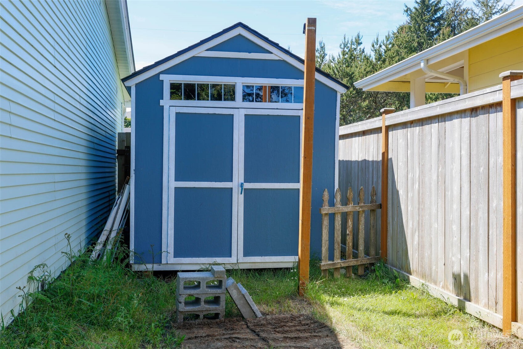 220 Grand Army Street Westport WA 98595