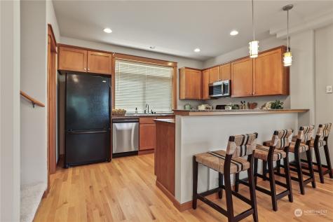 4318 8th Avenue Ne Seattle WA 98105