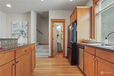 4318 8th Avenue Ne Seattle WA 98105