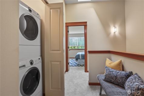 4318 8th Avenue Ne Seattle WA 98105
