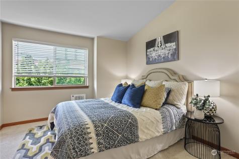 4318 8th Avenue Ne Seattle WA 98105