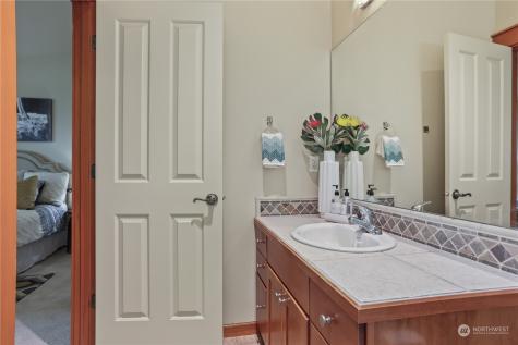 4318 8th Avenue Ne Seattle WA 98105