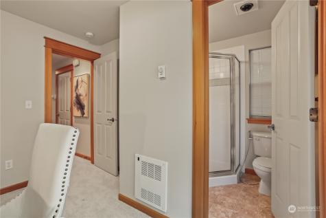4318 8th Avenue Ne Seattle WA 98105