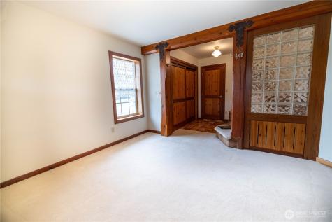 6 Orchard Loop S. Tonasket WA 98855