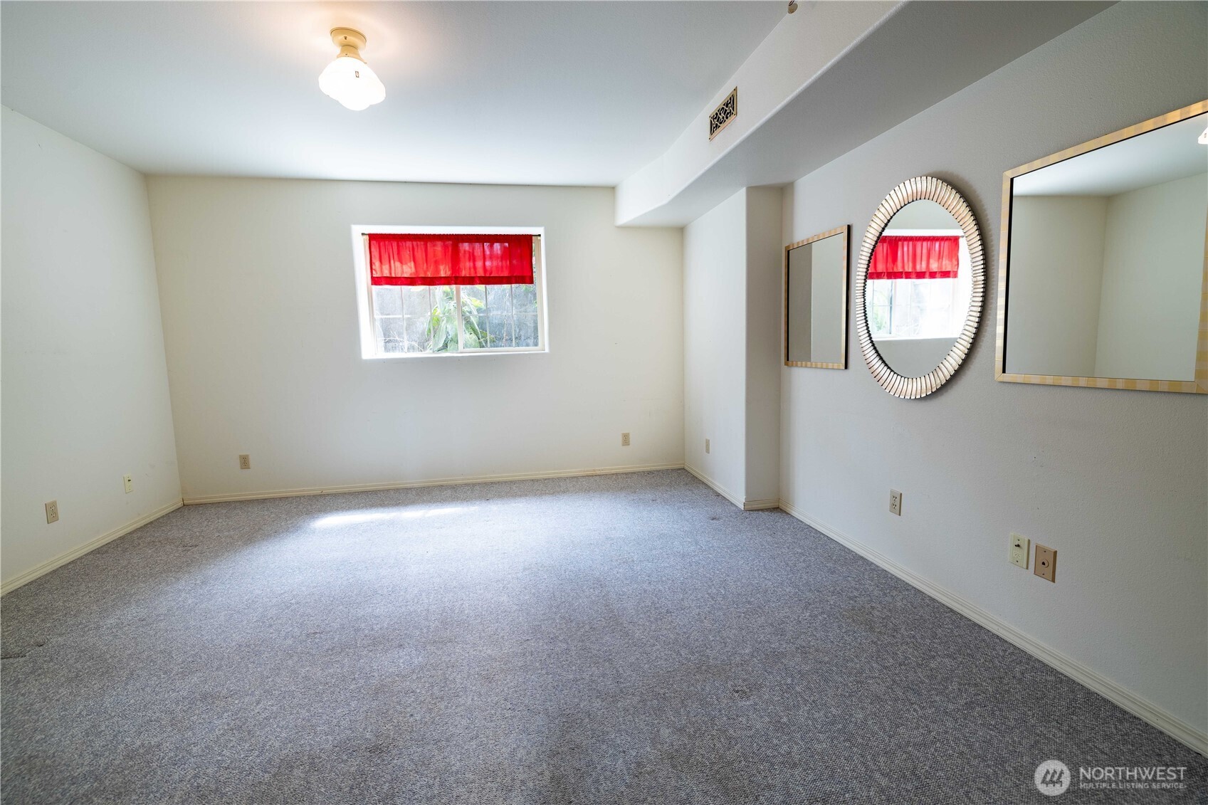 6 Orchard Loop S. Tonasket WA 98855