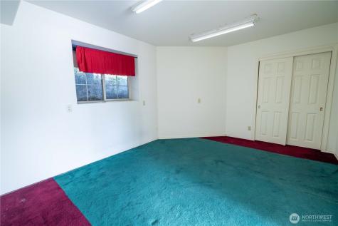 6 Orchard Loop S. Tonasket WA 98855