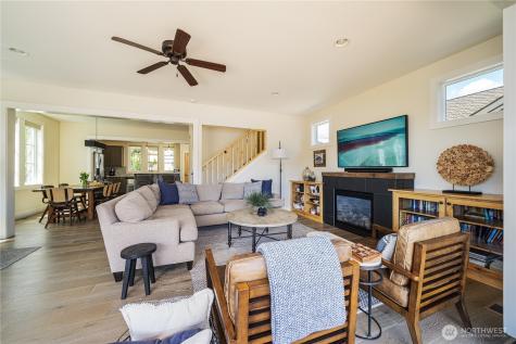 350 Porcupine Lane Chelan WA 98816