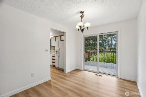 22904 41st Place W Mountlake Terrace WA 98043