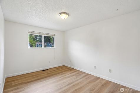 22904 41st Place W Mountlake Terrace WA 98043