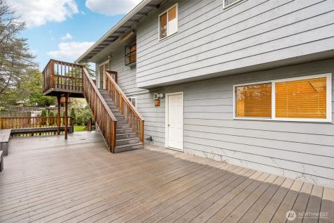 22904 41st Place W Mountlake Terrace WA 98043